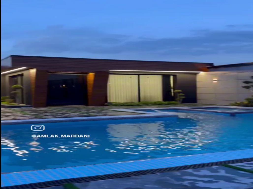 خانه ویلایی 750 متری نقلی با 200 متر بنای مدرن واقع در منطقه ملارد 